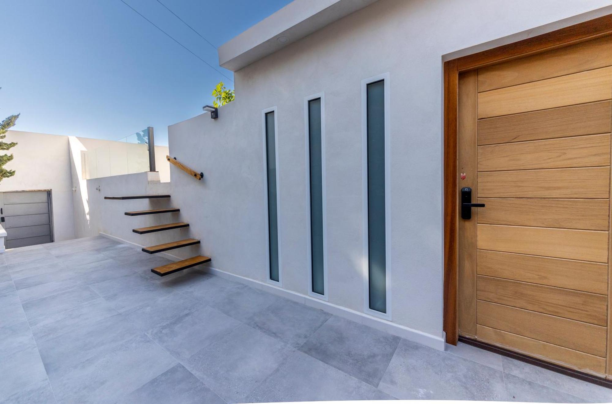 Villa Delfin Luxury Water Front Jacuzzi